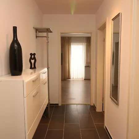 Апартаменты Holiday Home In Essen Near Trade Fair Эссен